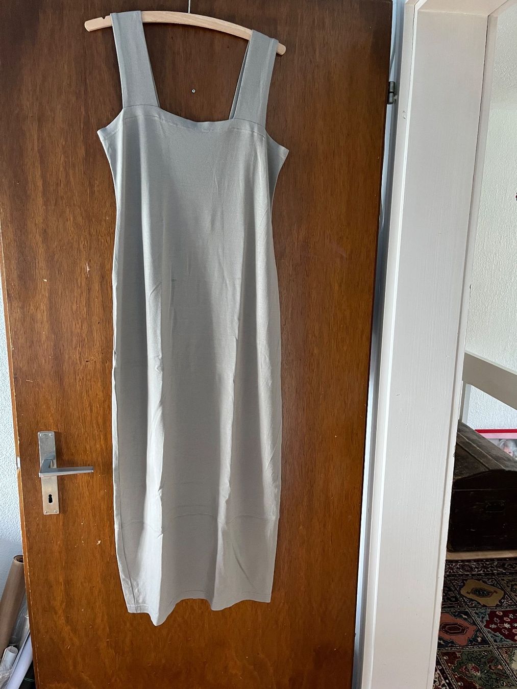 Vestiti: beiges Trägerkleid – Usato da Würenlos venduto da Schnudi10