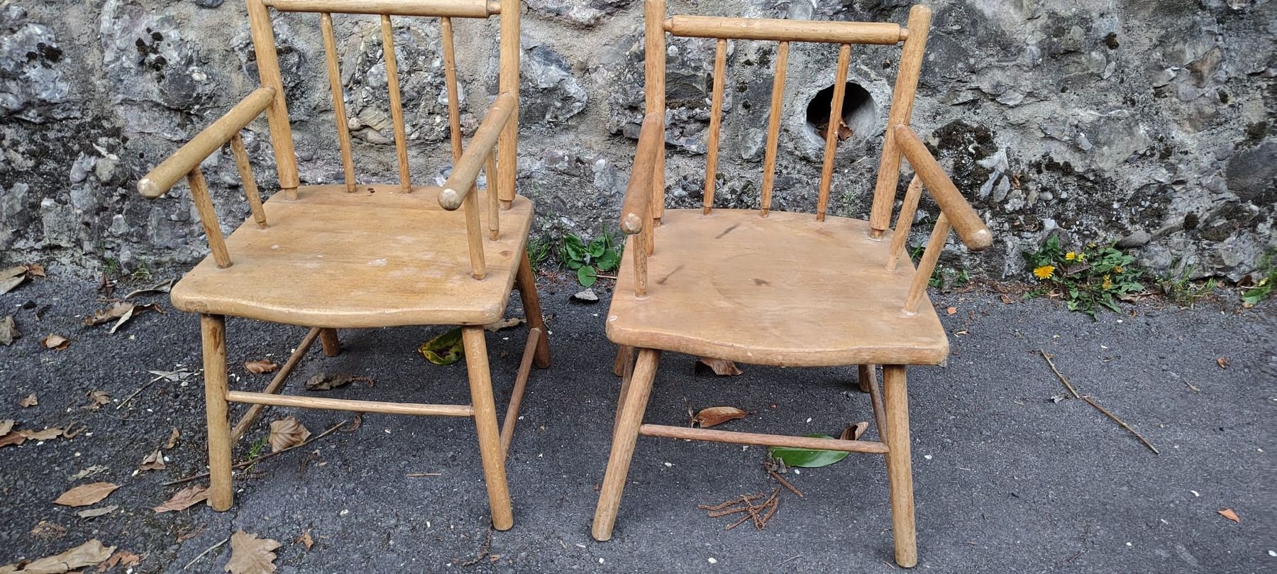 Stühle: Holz Kinderstühle – Gebraucht aus St.Gallenkappel von lalique