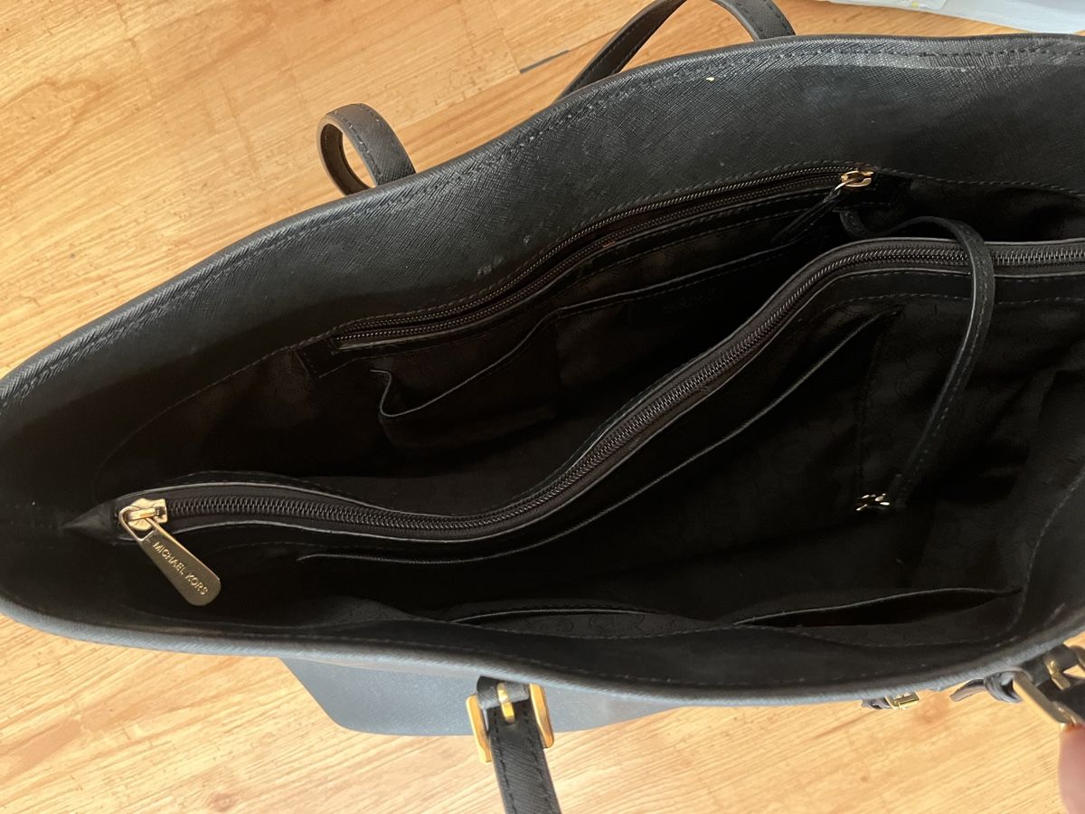 Michael Kors Borse da donna: Michael Kors Handtasche schwarz – Usato da Chur venduto da larah97 3