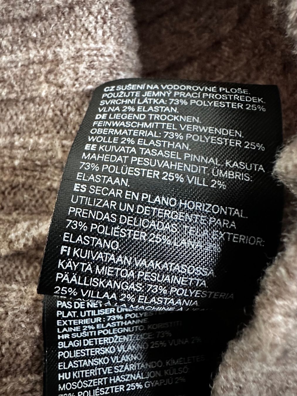 H&M Maglioni & Felpe: H&M Strick-Hoodie, Top Zustand – Usato da Haldenstein venduto da enie123 3