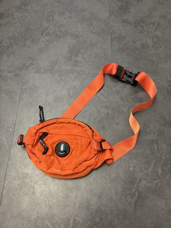 C.P. Company Bauchtasche orange, guter Zustand, unisex