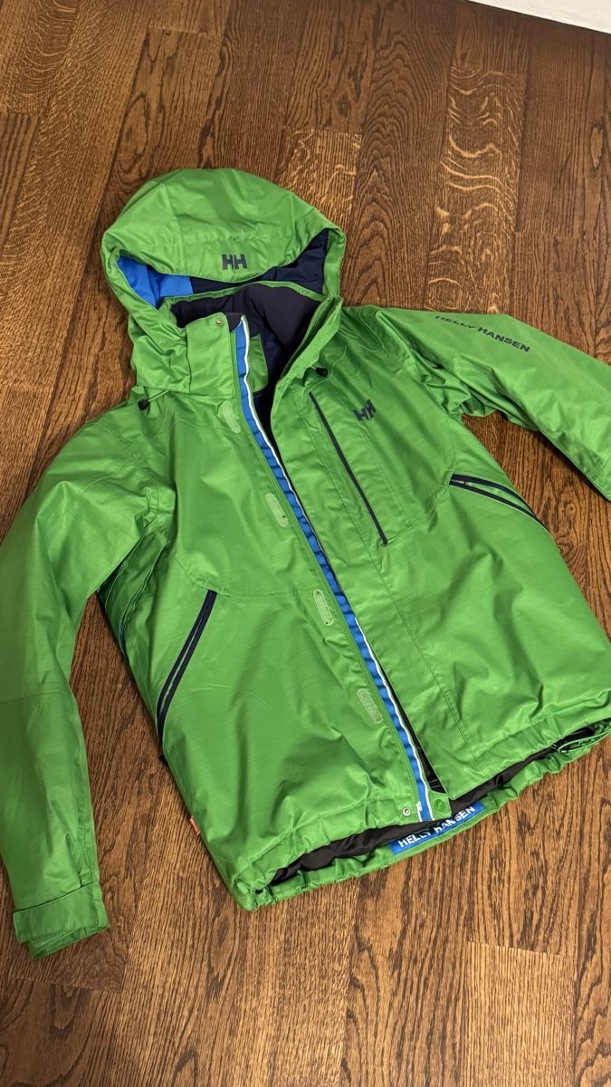 Helly Hansen Lots de vêtements: Skianzug Helly Hansen Herren Gr. S – D'occasion à Zürich par bi_9107