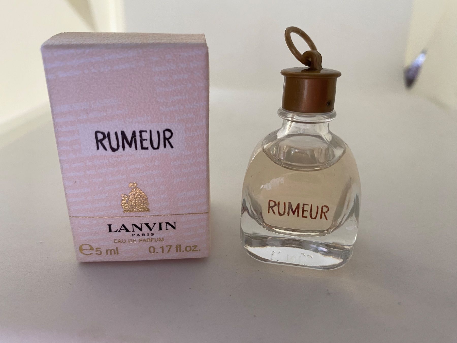 Lanvin Profumi & Eau de Toilette: Miniature Rumeur de Lanvin 5ml – Nuovo e nell'imballaggio originale da Bouveret venduto da wes_7zll