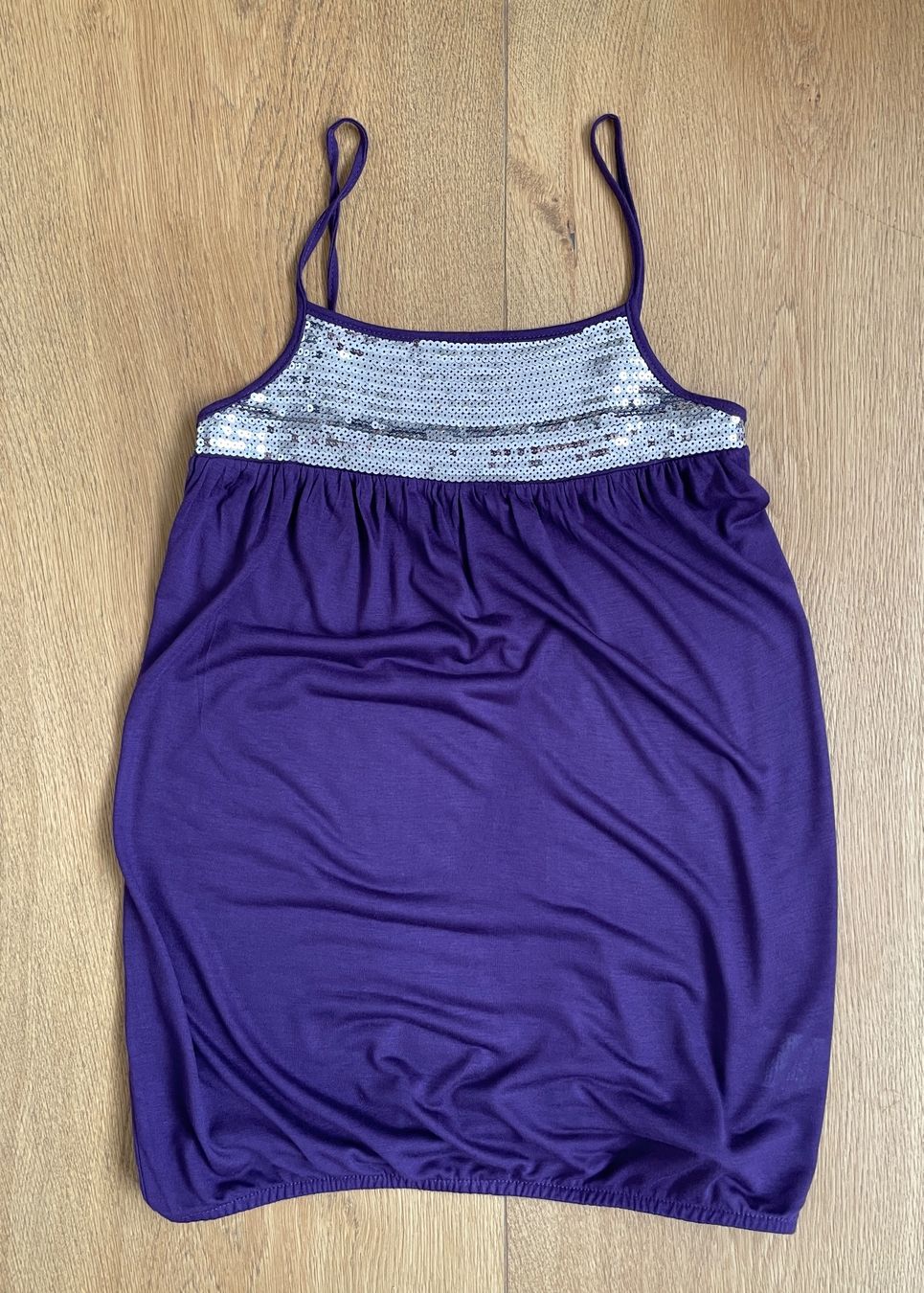 Tops: Pailletten-Top violett – Gebraucht aus Grenchen von M_ina 4