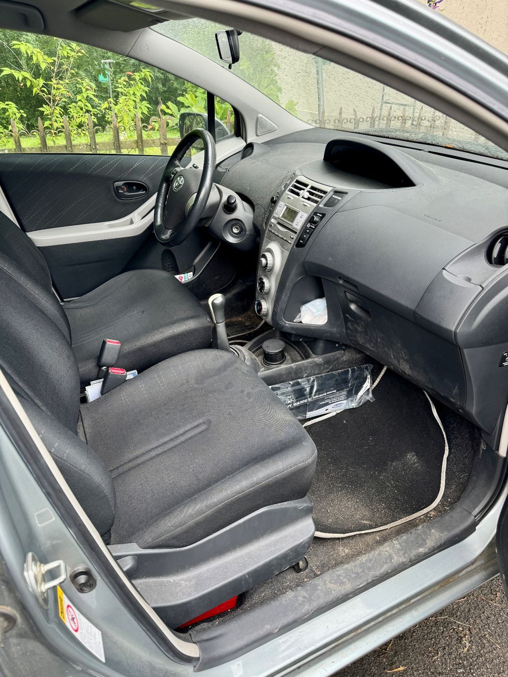 Toyota Autos: Toyota Yaris 1.3 – Gebraucht aus Mettmenstetten von  4