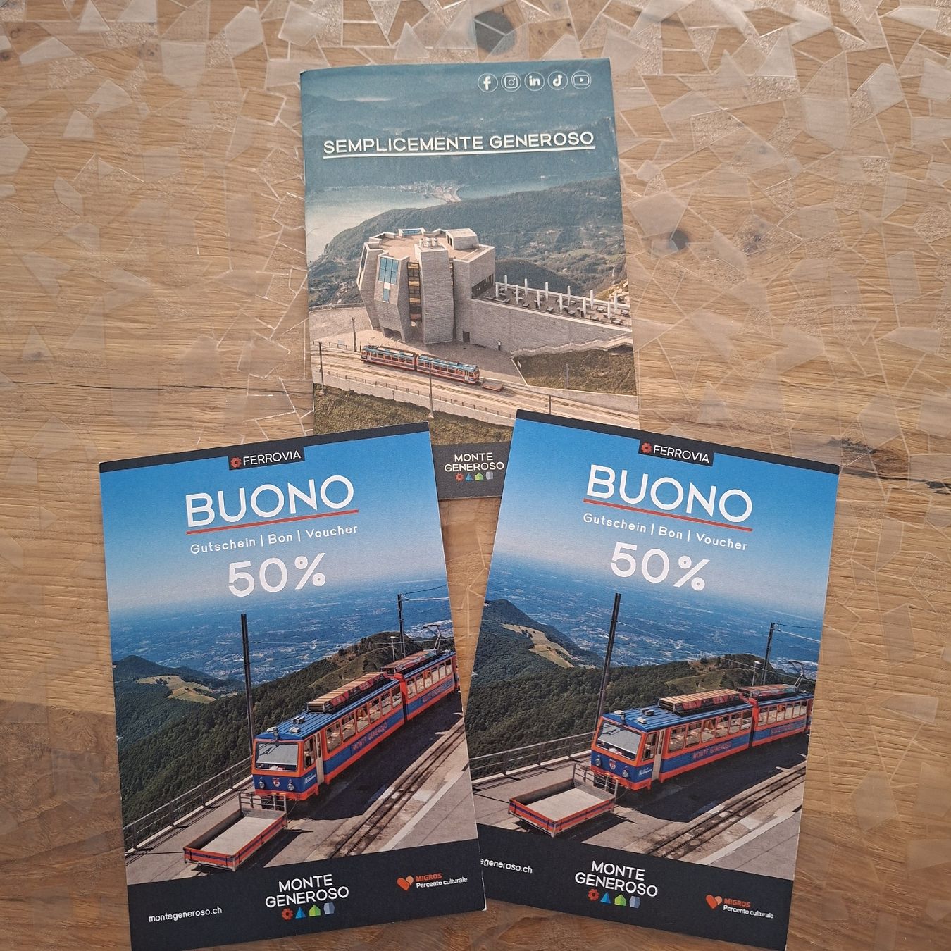 Buoni: 50% rabatt Monte Generoso x2 – Nuovo (secondo la descrizione) da Biasca venduto da Sara_Poke123