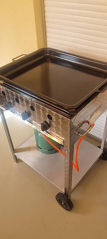 Grills: Gasgrill mit platte – Gebraucht aus glattbrugg von zalim68 1