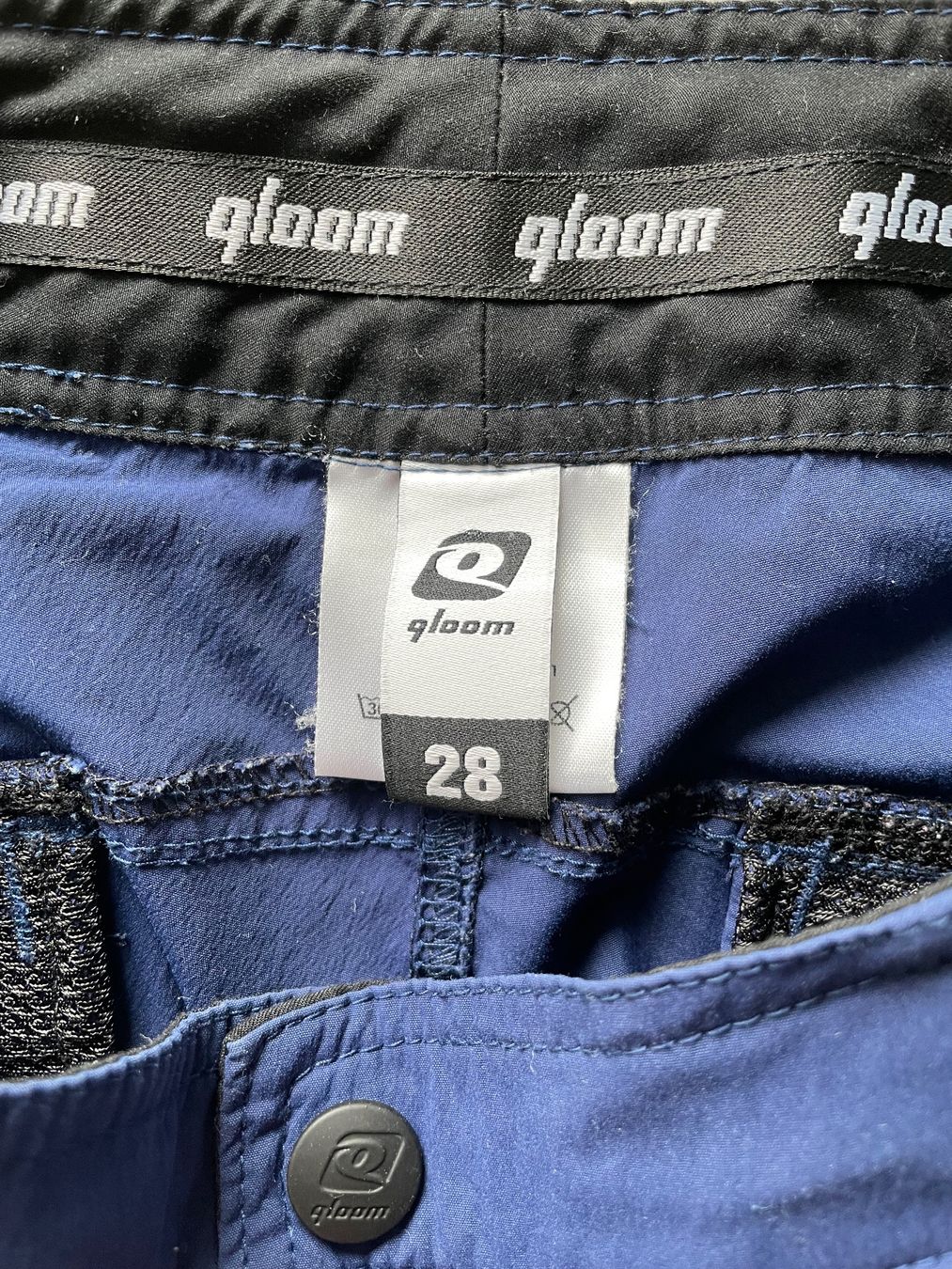Qloom Pantaloni: QLOOM Bikeshorts – Usato da Uzwil venduto da rosgi22 2