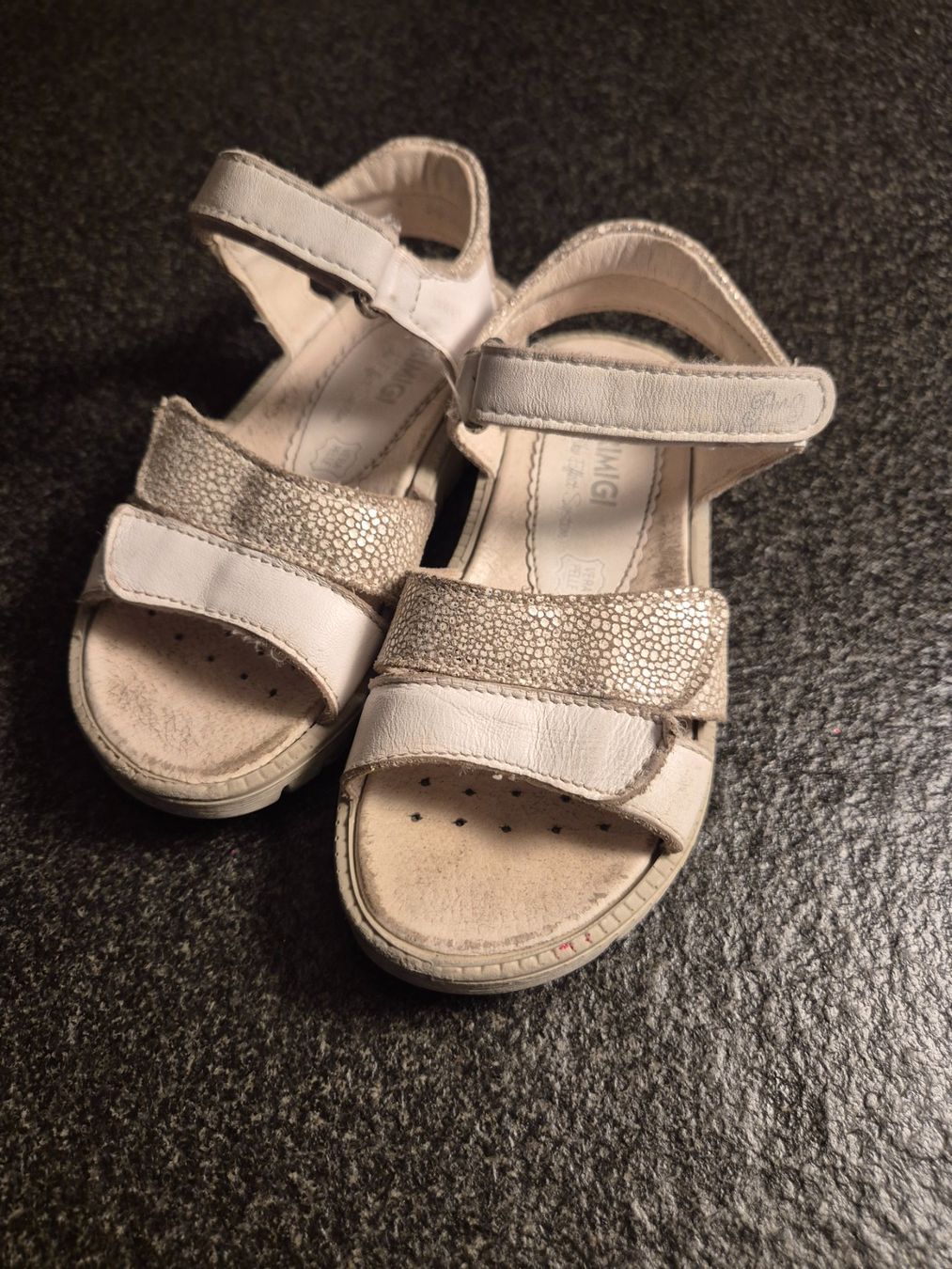 Primigi Scarpe per ragazze: PRIMIGI Kindersandalen, Grösse 28! – Usato da Altendorf venduto da MiriCaj