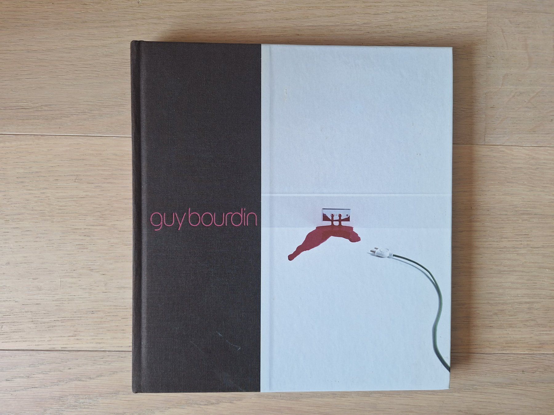Libri: Guy Bourdin : Catalogue d'Exposition Paris 2004 – Usato da Chardonne venduto da tonkun