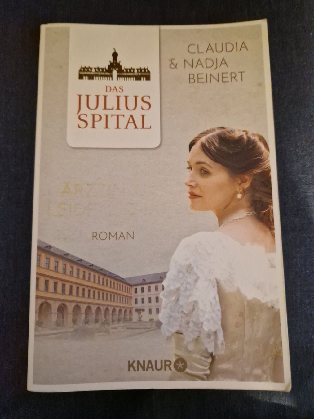 Bücher: Claudia & Nadja Beinert Das Julius Spital - Ärztin aus ... – Gebraucht aus Neuhausen am Rheinfall von Alchimista