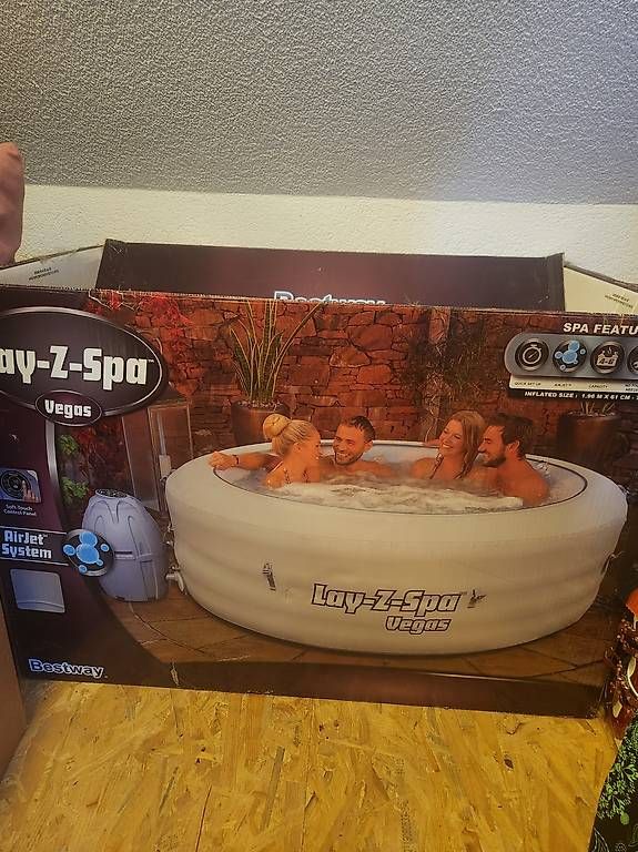 Bestway Whirlpool: Aufblasbarer Wihrlpool – Gebraucht aus Däniken SO von Sidera88 4