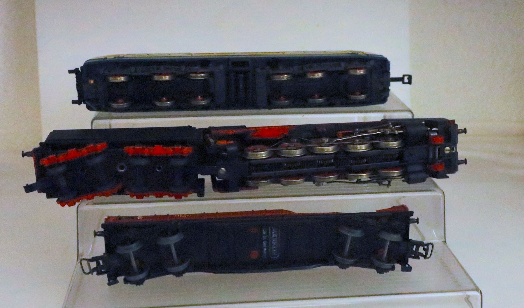 Fleischmann Modelleisenbahnen: Märklin/ROCO/FLEISCHMANN EDELSCHROT – Gebraucht aus Ipsach von locky55 1