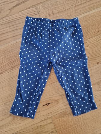 Leggins mit Erdbeer-Motiv (hinten)