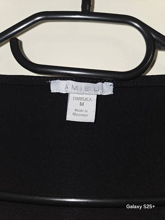 Maglioni & Felpe: Langarmshirt mit Runden Ausschnitt – Usato da St. Gallen venduto da ruz_t5lk 2