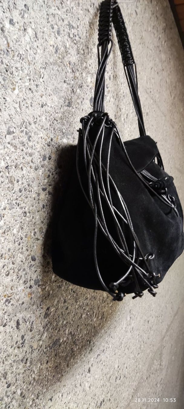 Borse da donna: Neue Pollini Umhänge Tasche Wildleder – Nuovo (secondo la descrizione) da Wettswil venduto da Chateauxfoto 2