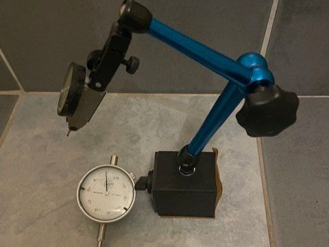 Mitutoyo Messen: Feinhebelmessgerät Mitutoyo Messuhr Magnetstativ – Gebraucht aus Hellikon von josef50. 1