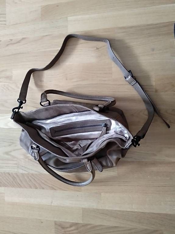 Borse da donna: Liebeskind Berlin Shopper taupe – Usato da Bern venduto da ste_vv8y 2