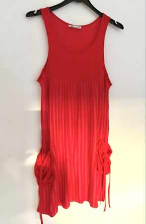 Rotes Sommertop mit Taschen, leicht und luftig, Gr. M