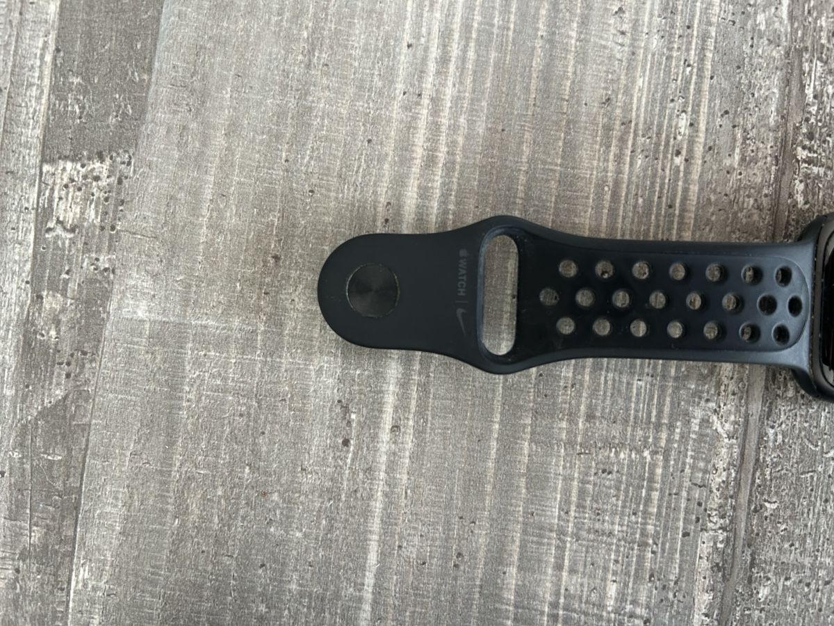 Apple Smartwatch: Apple watch série 5 x nike – Gebraucht aus Fribourg von Arthur_4 2