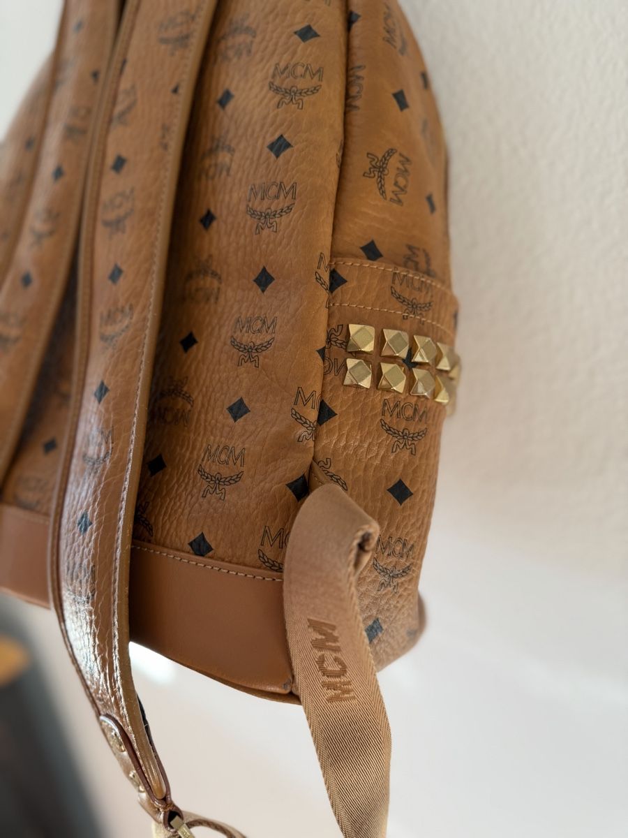 Mcm Zaini: MCM Original Rucksack – Usato da Olten venduto da far_w7kz 7