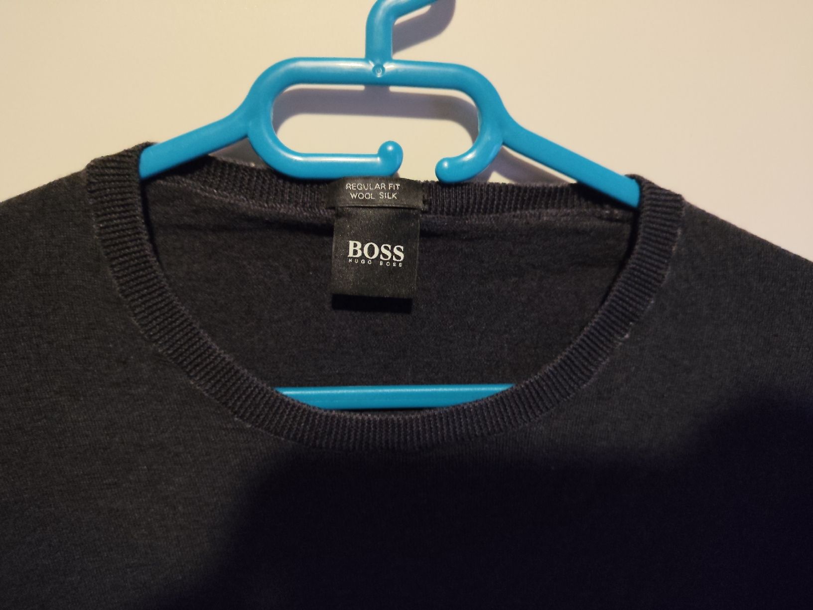 Hugo Boss Maglioni & Felpe: Boss Pullover Damen Schwarz Grösse M Wool Silk Schwarz – Usato da Rothrist venduto da SiddharthaMoon 1