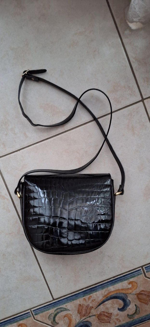 Borse da donna: Petit sac en cuir Vintage – Usato da St-Triphon venduto da Jldr0 3