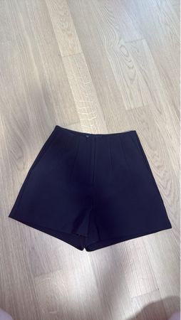 Kurze Hose schwarz