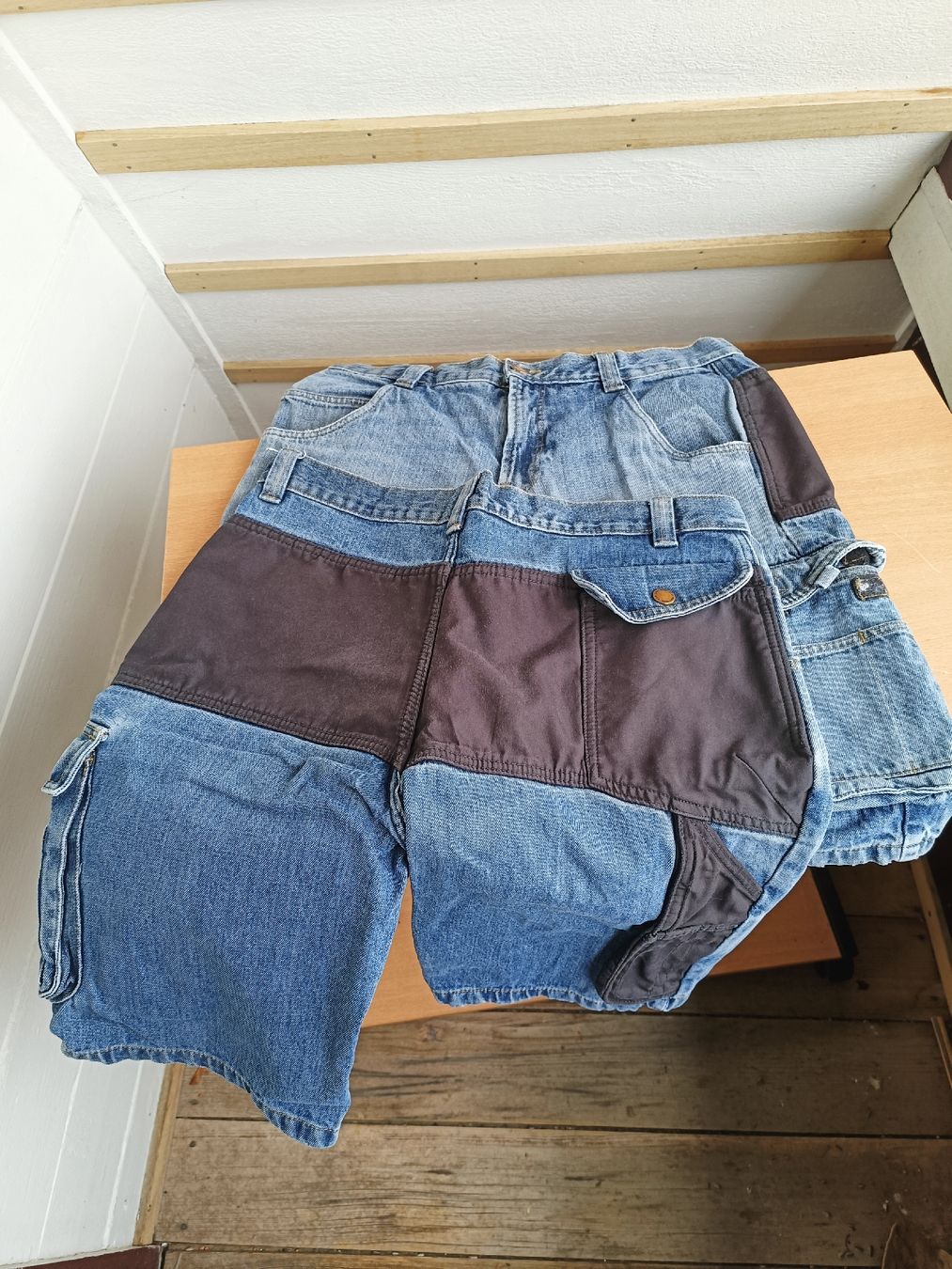 Pantaloni: Worker Jeans Shorts – Usato da Steffisburg venduto da zulg03 3