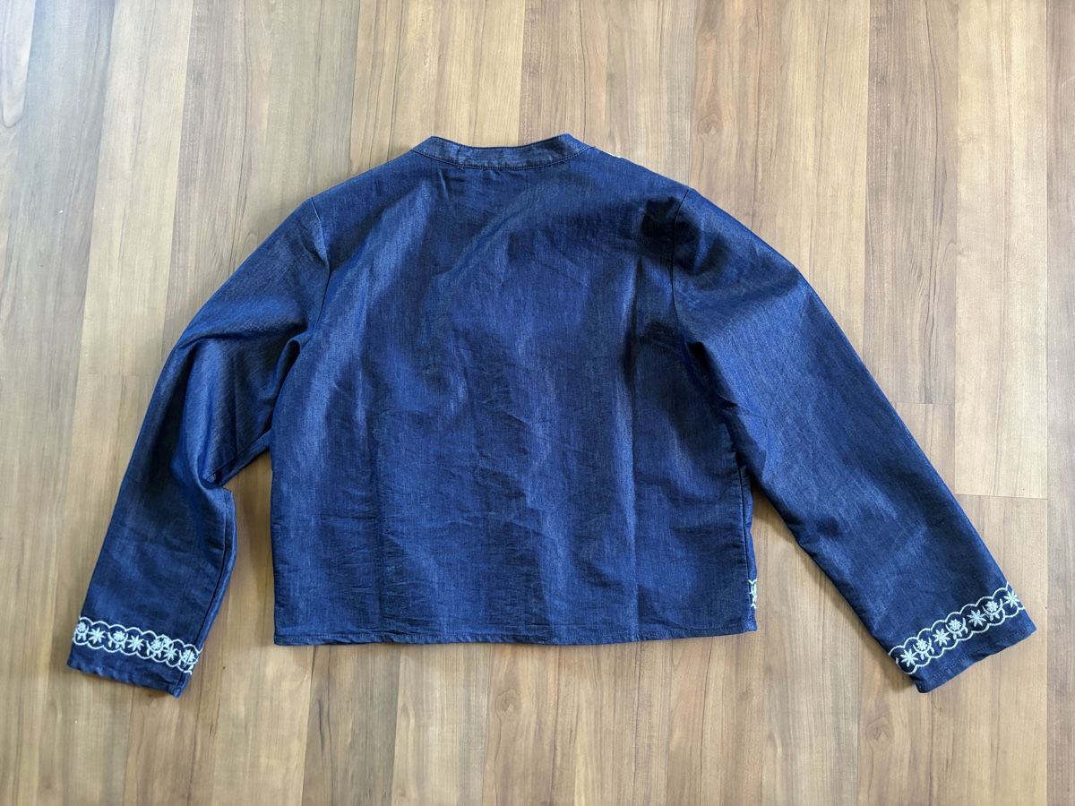 Vero Moda Camicette: Vero Moda Jeans Bluse mit Stickerei - S – Usato da Düdingen venduto da BluePalm 1