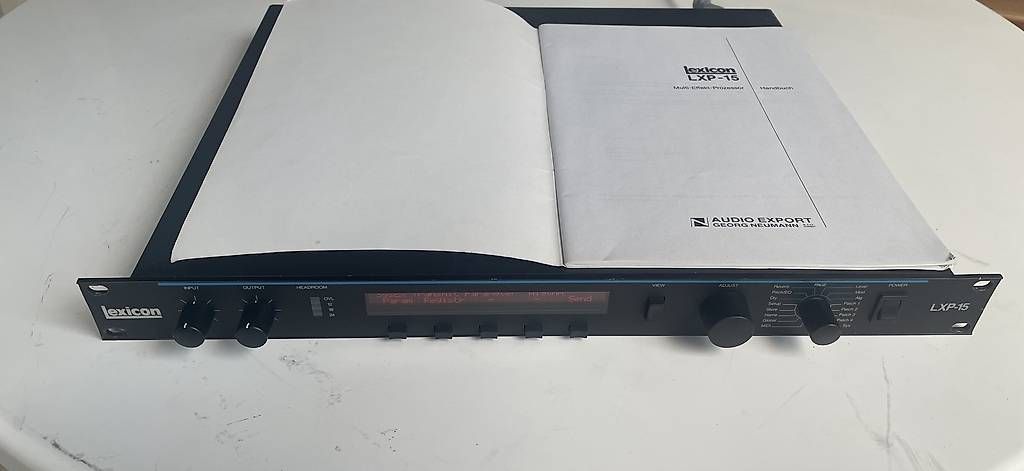 Musikinstrumente: Lexicon LXP 15 Multi Effekt Prozessor – Gebraucht aus Alpnach Dorf von GuntaKinte