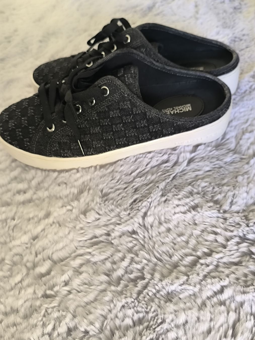 Michael Kors Chaussures femmes: Michael Kors  – D'occasion à Oftringen par Lejaleja 3