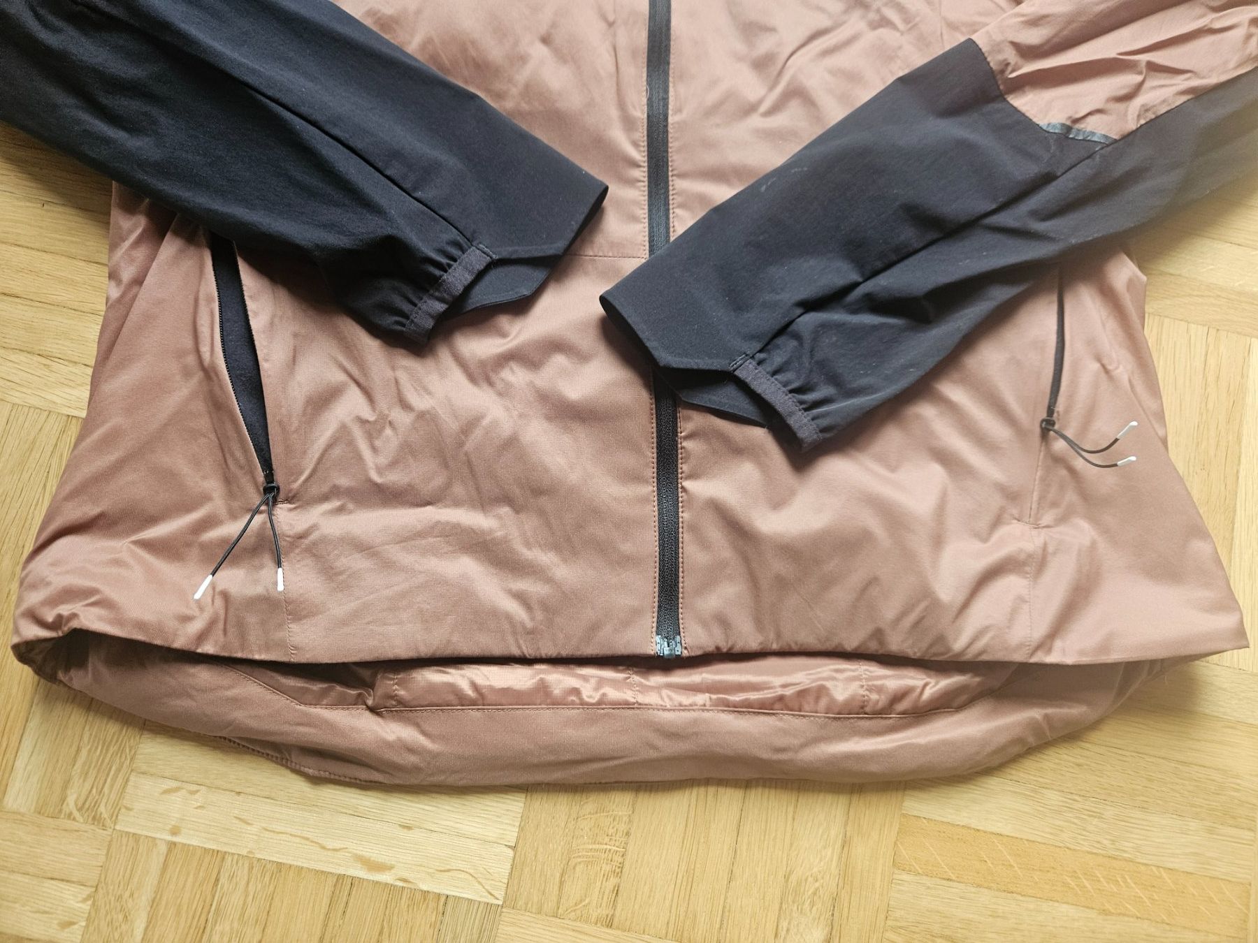 Giacche: On Running Insulator Jacke Damen Gr. M – Usato da Oberhelfenschwil venduto da tup12 1