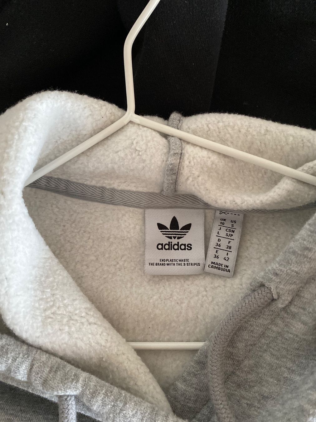 Adidas Maglioni & Felpe: Adidas Hoodie Grau – Nuovo (secondo la descrizione) da Bern venduto da mue_yhz5 2