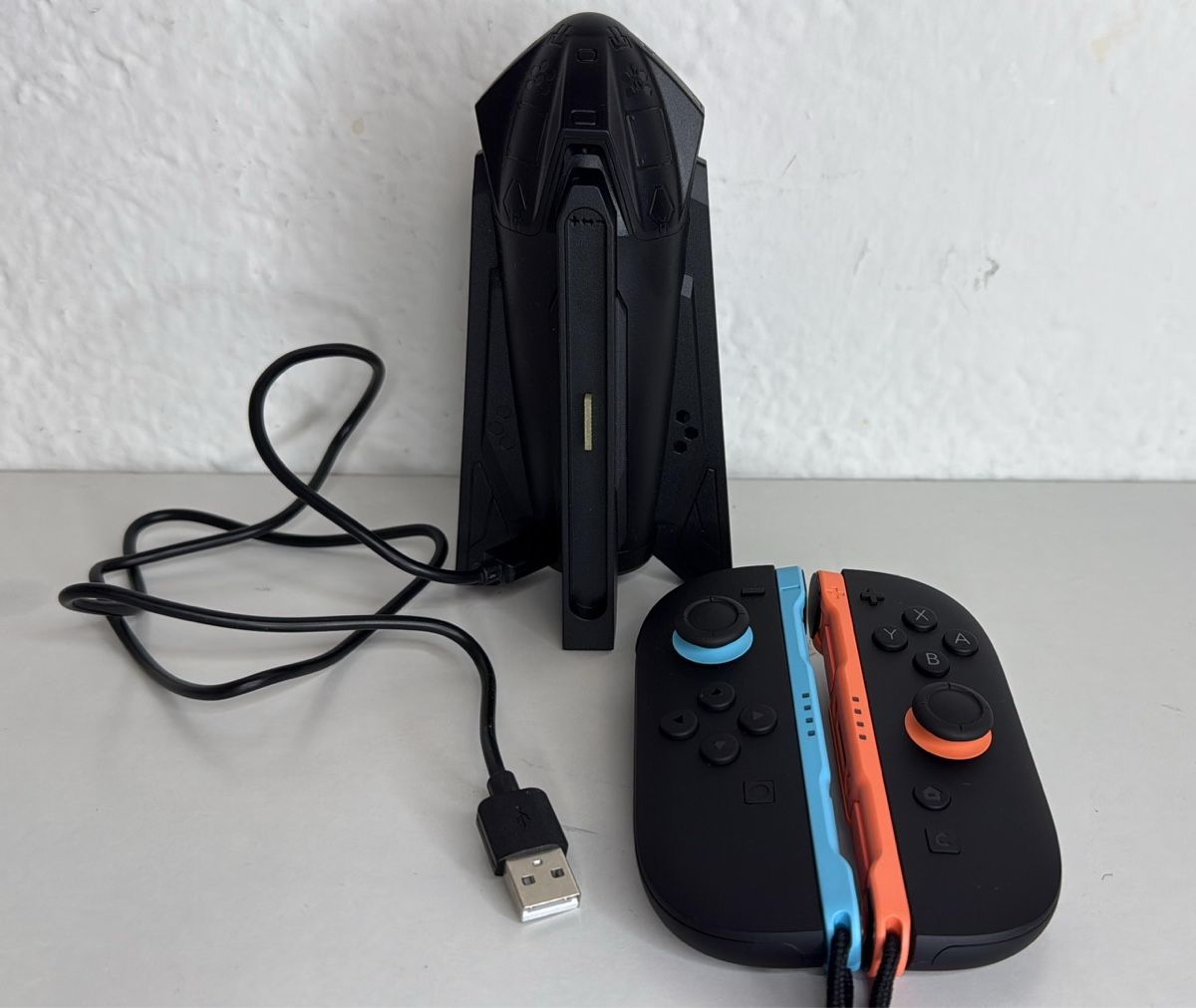 Nintendo Controller: Nintendo Switch 2 Joy-Cons + Charger - TOP CONDITION! – Usato da Ehrendingen venduto da bubulence 1