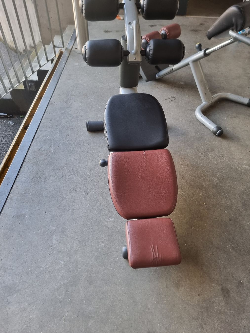 Technogym Hometrainer: Technogym Crunch Bench – Usato da Aarau venduto da Aboudx 3