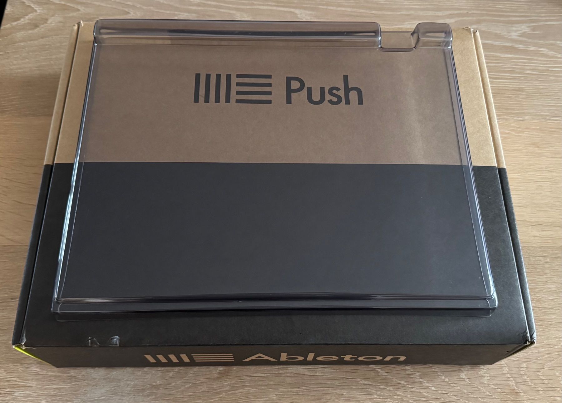 Ableton Strumenti musicali: Ableton Push 2 mit Decksaver – Usato da Schaffhausen venduto da benighted 3