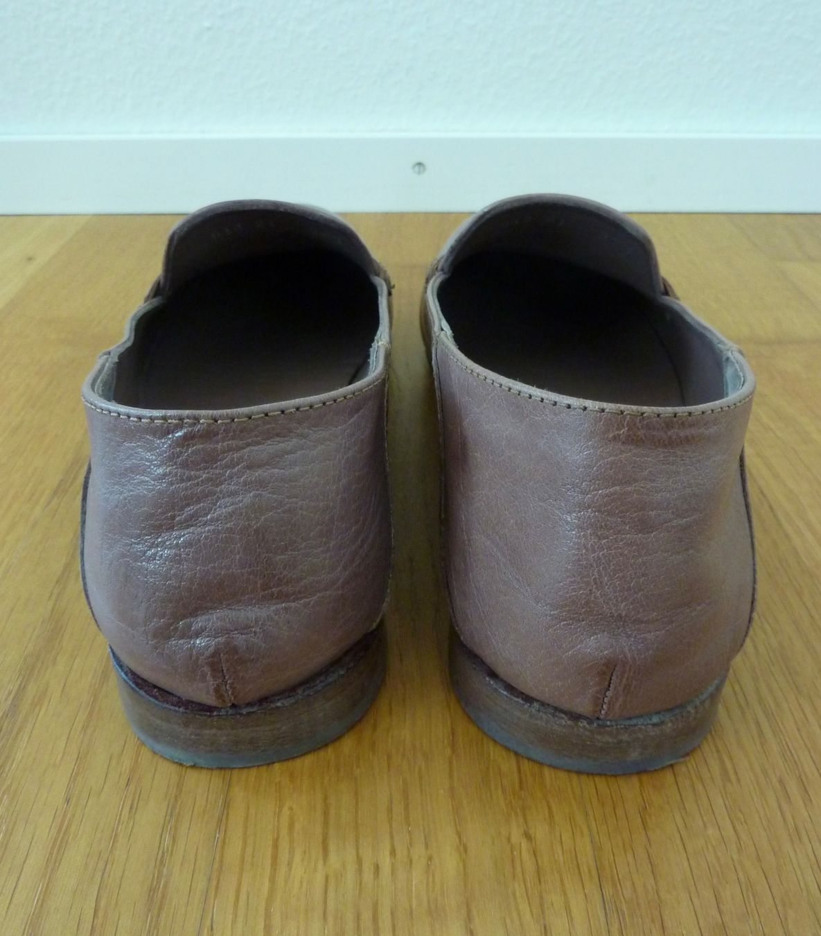 Scarpe da donna: hundred 100 Loafer Slipper Damenschuhe – Usato da Allschwil venduto da millefiori3 2