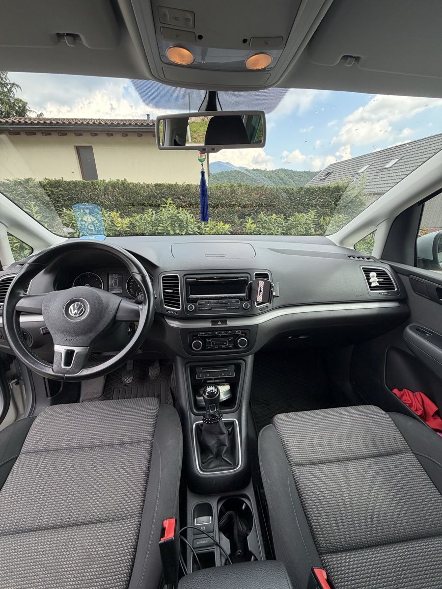 VW Automobili: Vw Sharan 2.0tdi 7 posti – Usato da Taverne venduto da kaj_yt76 5