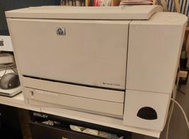 HP Drucker Laser Jet 2200d mit Bedienungsanleitung 