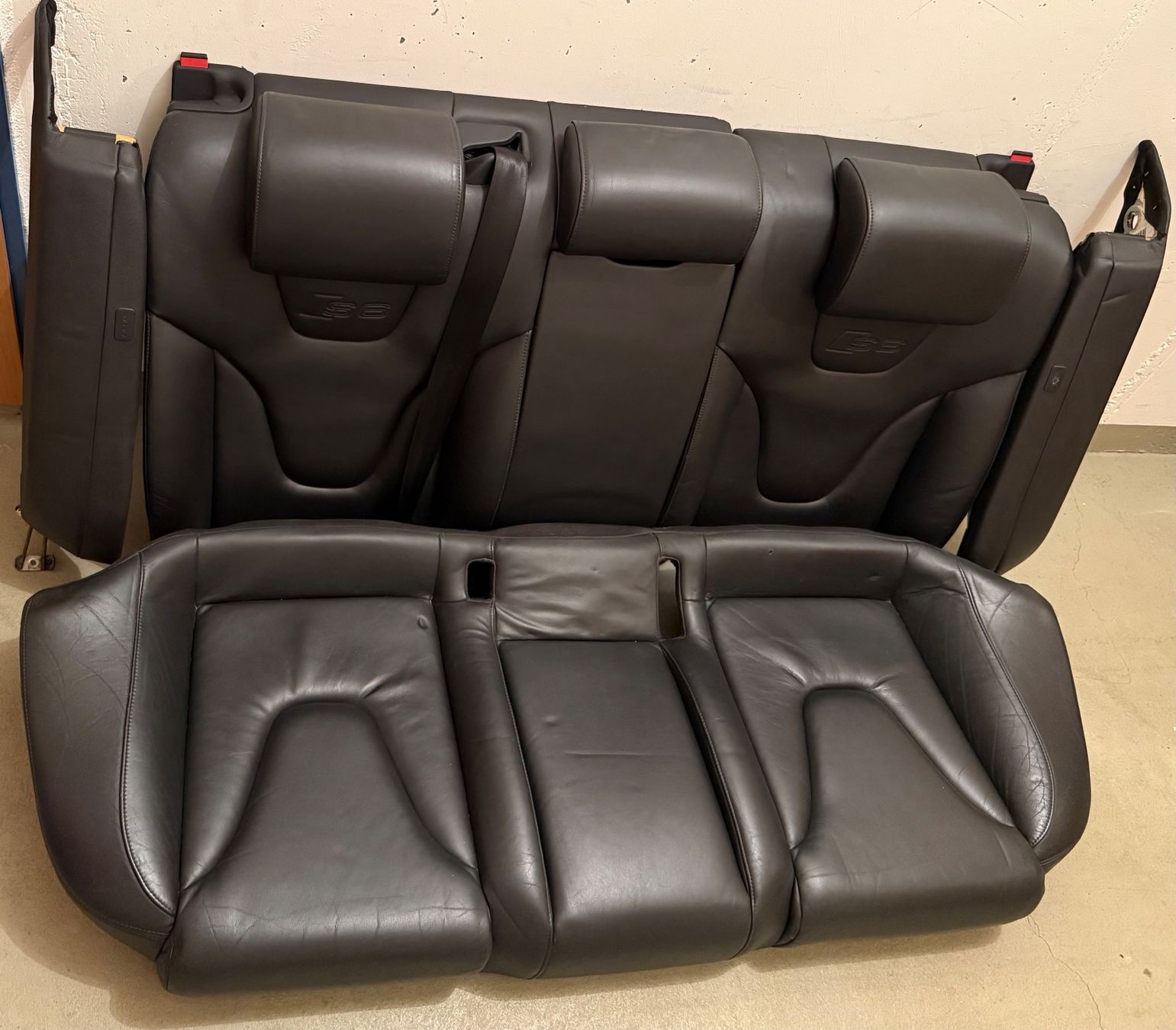 Tutti pezzi di ricambio auto: Audi A6 C6 S6 Sitze – Usato da Reinach AG venduto da baf_7zrt 1