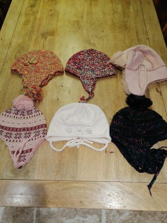 6 schöne Wintermützen Grösse ca. 50-55