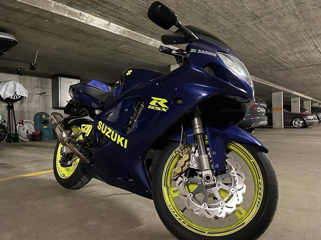 Suzuki Strada: Suzuki GSX-R 750 K1 – Usato da Dübendorf venduto da BATTERY_MAN-_- 3