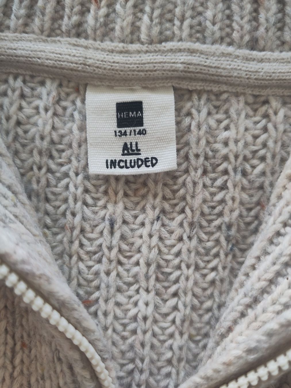 Maglioni & Felpe: Pull HEMA en maille beige, taille 134/140 – Nuovo (secondo la descrizione) da Moudon venduto da eug_v5dy 1