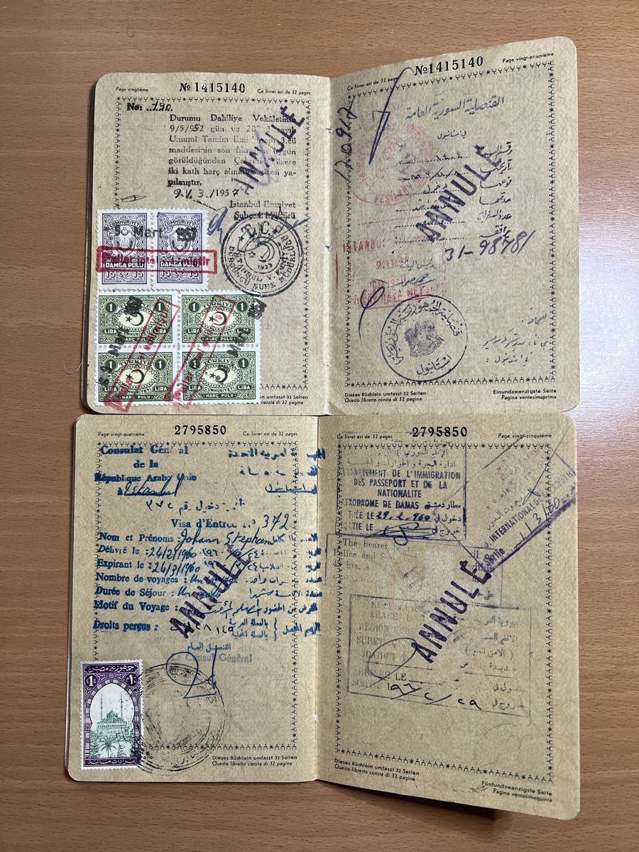 Documenti: 2 alte Schweizer Pässe mit Stempeln – Usato da Riehen venduto da  6