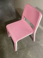 Lot de 8 chaises IKEA TEODORES  4 roses et 4 blanches