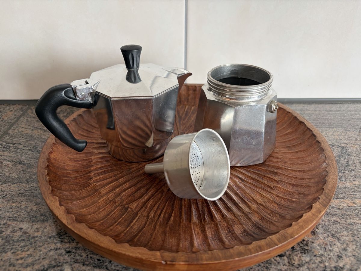 Bialetti Macchine per caffè & Macchine per espresso: Bialetti Moka Express - Gr. 4 Ts. / 190ml – Usato da Ennetbürgen venduto da ivovf 2