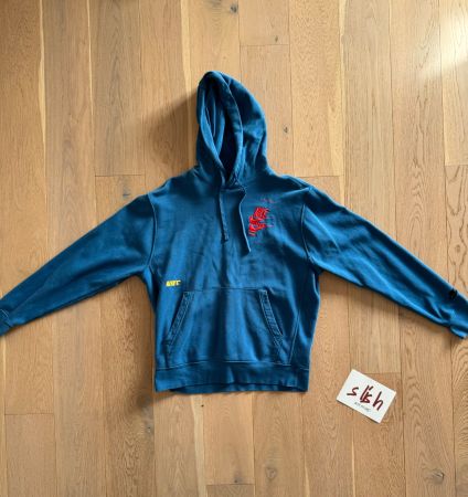 NIKE Pullover