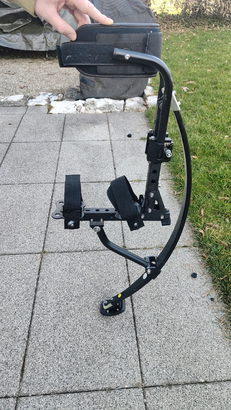 Spiele: Skyrunner Sprungstelzen – Gebraucht aus Solothurn von Bundori
