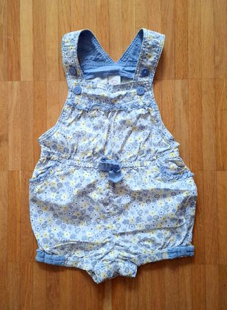 💛💙 Süsser kurzer Jumpsuit Gr. 80 mit verstellbaren Trägern